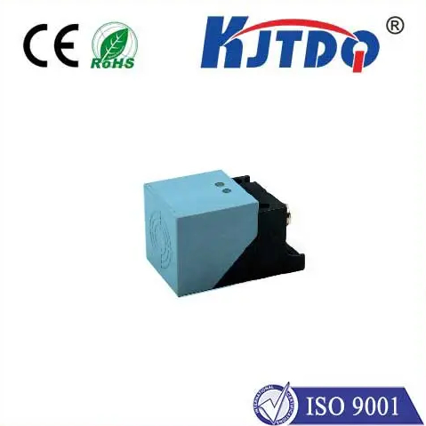 KJT B40 Plug-in 10V 36VDC Sn 5mm-30m Plug-in IP67 PNP Analog Inductive Proximity Sensor 