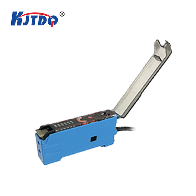 KJT-A3R High Precision 350 Degree Resistant 3 Wire NPN PNP Optical Fiber Amplifier