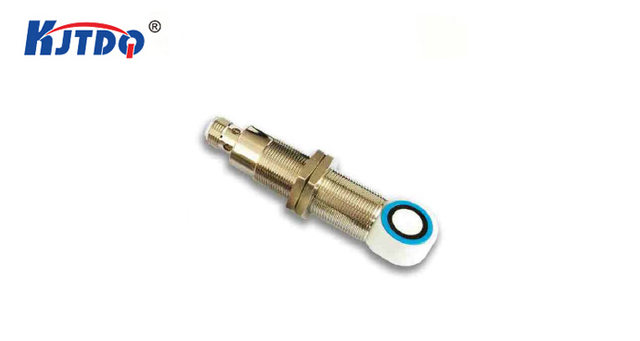 RU600D-M30M-LIU8X2-H1141 cylindrical design Analog output ultrasonic proximity sensor switch