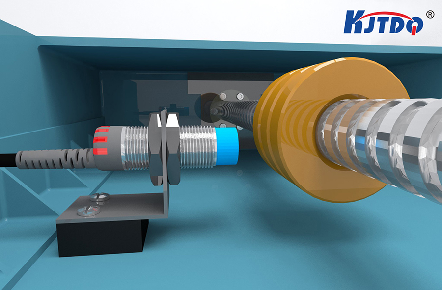 Proximity sensor - Ball screw drive positioning