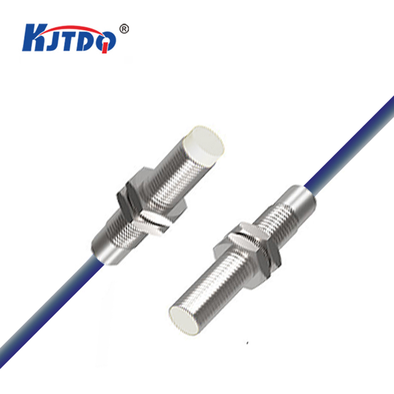 M18 3 Wires Low Temperature Inductive Proximity Sensor NPN NO NC Flushed Sn 5mm 